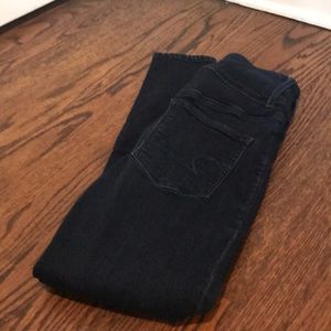 American Eagle Super High Rise Jegging.